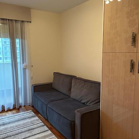 Danube Terrace Elegant With 2 Bedroom With Free Air Conditioner And Private Parking Budapest Exterior foto